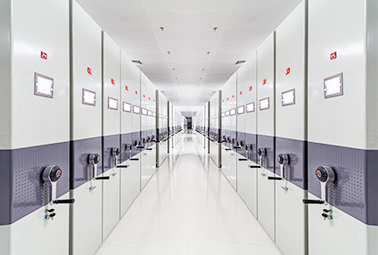 一起盤點(diǎn)手動(dòng)密集架和智能密集架的不同點(diǎn)